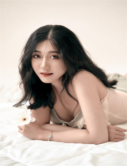 vv视频社区_好运家1到40集免费观看_暴君的主厨在线观看免费全集